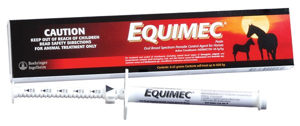 Equimec Paste box with a red and black design featuring horses, alongside a white oral syringe.